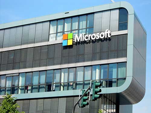 Microsoft bate recorde em Wall Street