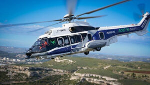 Airbus H225 realizou o primeiro voo de helicóptero com combustível de aviação 100% sustentável (sustainable aviation fuel, em inglês, SAF) acionando um dos motores Safran Makila 2.