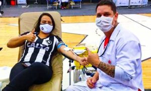 RJ - Solidariedade entra em campo com doação de sangue dos torcedores do Botafogo