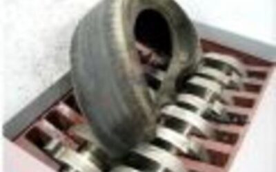 60 toneladas de pneus inservíveis cruzam o Brasil para reciclagem