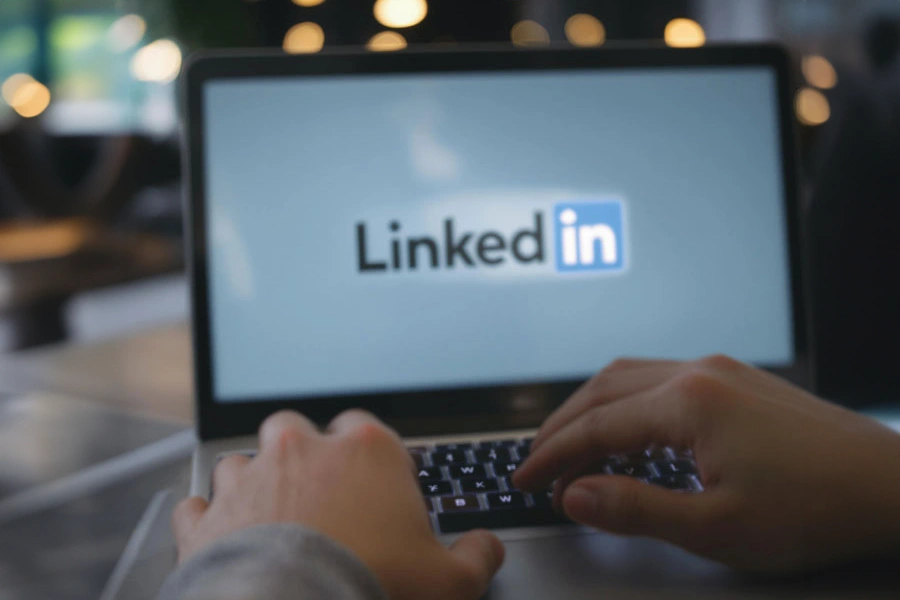 LinkedIn ultrapassa 10 milhões de Páginas de Serviços e fortalece o empreendedorismo global